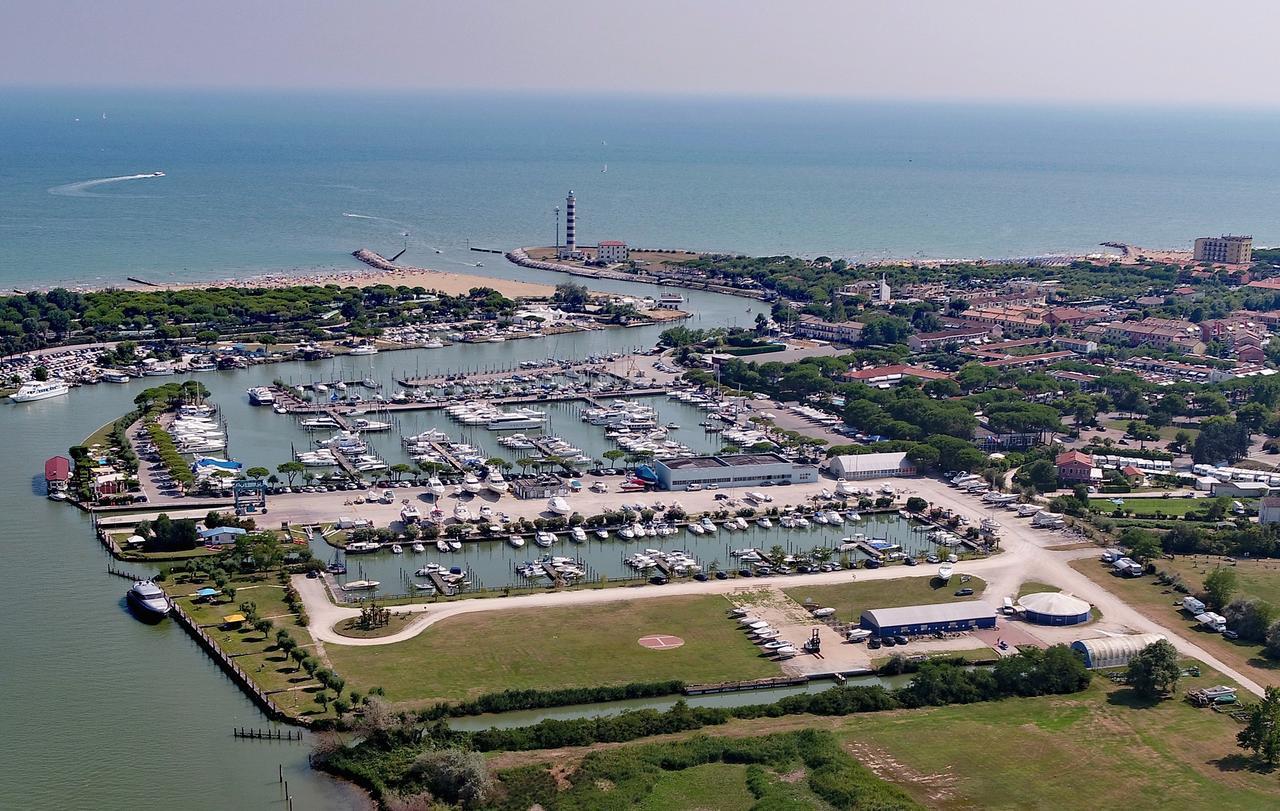 Apartaments Marina Del Cavallino Exterior photo